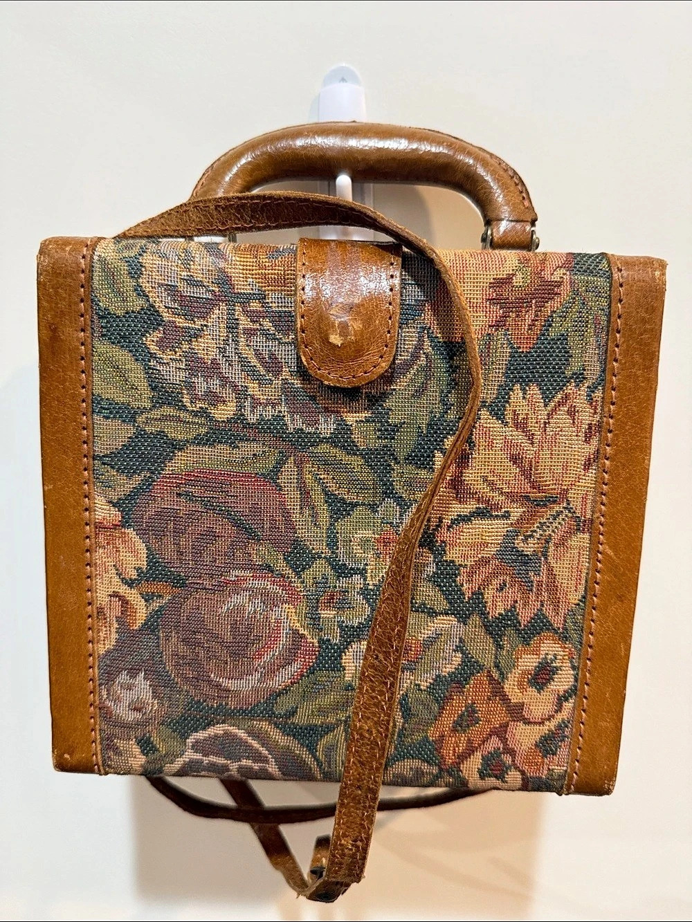 Vintage Floral Tapestry Cross body Brown